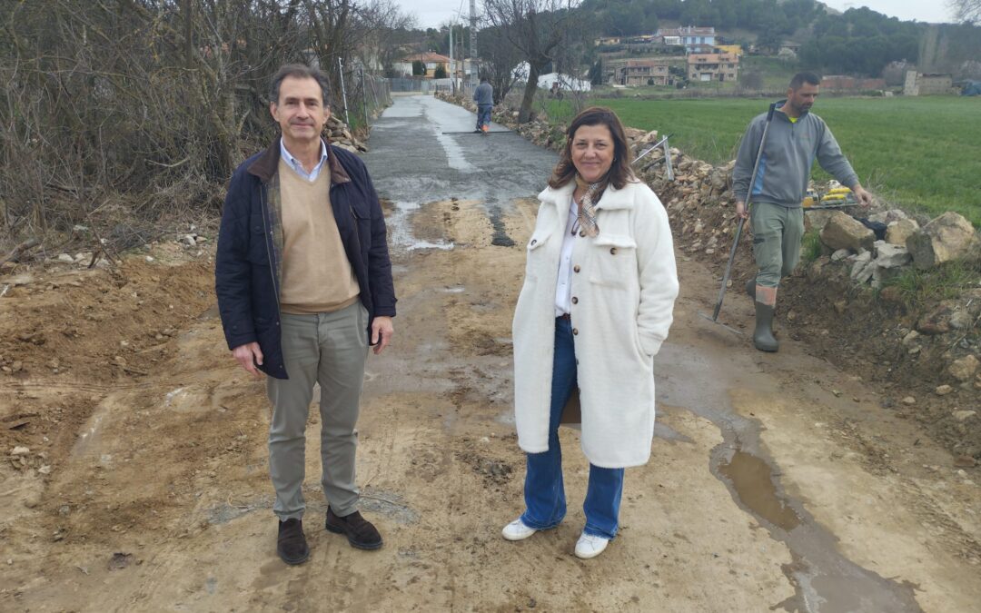 Finalizan las obras de pavimentación del camino del Pinar